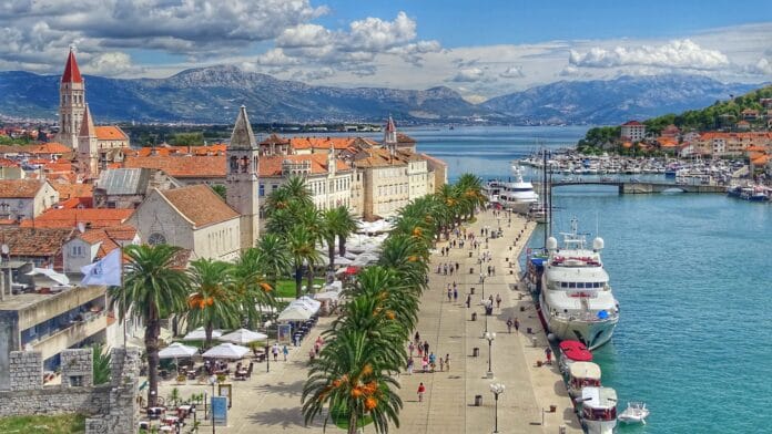 city, sea, architecture