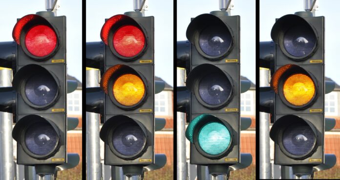 traffic-light-signal-traffic-stockpack-pixabay.jpg traffic light, signal, traffic, semafor