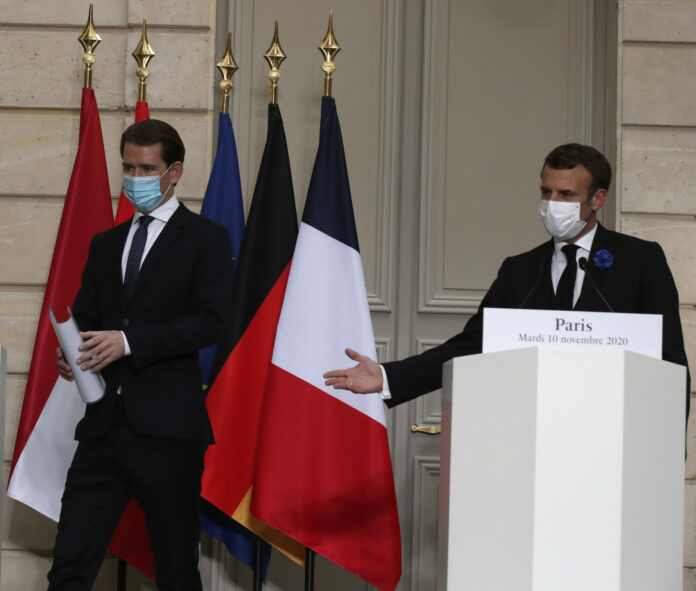 Emmanuel Macron, Sebastian Kurz príchod videokonferencia