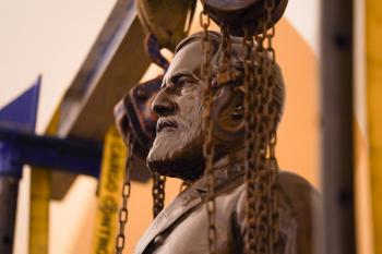 t_Lee_Statue-US_Capitol202072748580