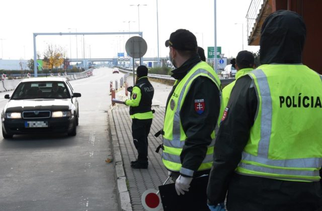 Návrat k cestovateľskému semaforu sa nekoná