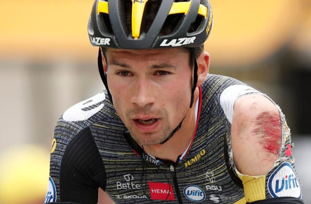 Favorit Tour de France Roglič odstúpil