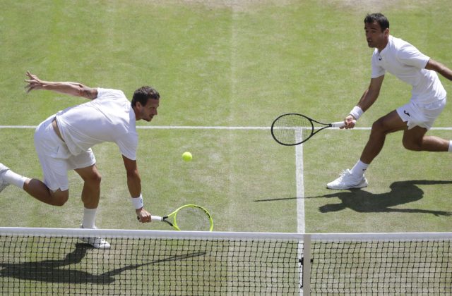Polášek s Dodigom postúpili na Wimbledone do druhého kola
