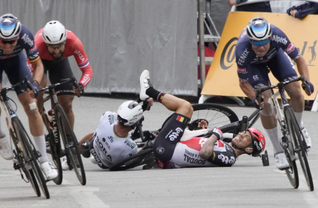 Sagan využil deň voľna na doliečovanie zranení a priblížil recept na úspech v 10. etape