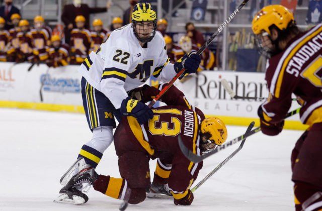 Obranca Power sa stal jednotkou tohtoročného draftu NHL