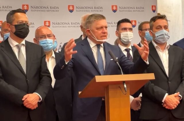 Fico považuje návrh zákona o výhodách pre zaočkovaných za diskriminačný