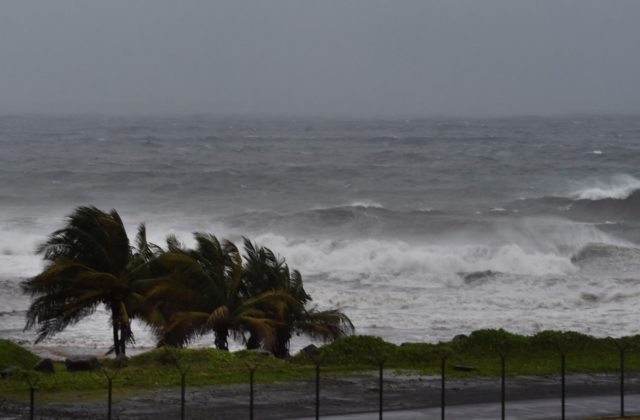 Tropická búrka Elsa zasiahla pobrežie Haiti a Dominikánskej republiky