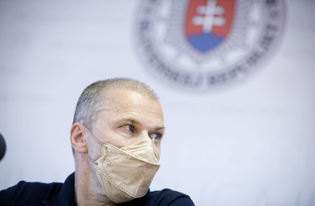 Kovaříkov odchod z funkcie by privítala aj Nadácia Zastavme korupciu