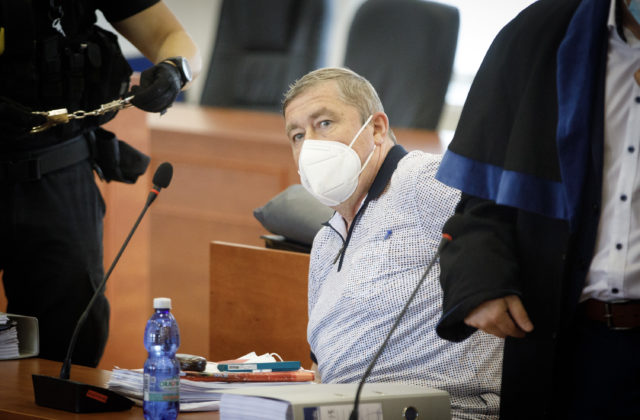 Najvyšší súd nezistil dôvody na odmietnutie obžaloby Kováčikovi a „Pánovi X“