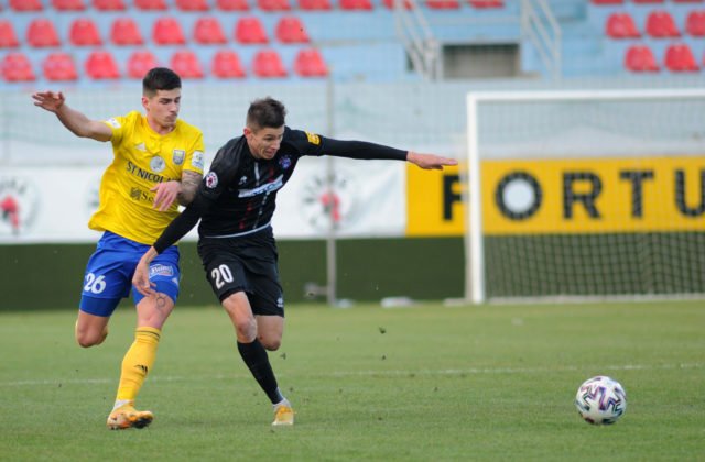 Vojtko pokračuje v kariére obrancu v Slovane Bratislava
