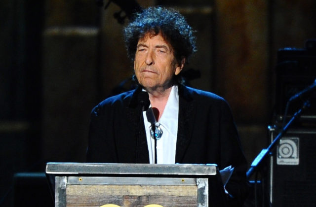 Bob Dylan čelí obvineniu zo sexuálneho zneužitia