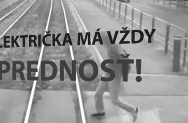 Koniec týždňa priniesol v Bratislave tragickú dopravnú nehodu