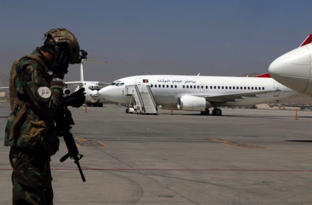 Taliban drží podľa kongresmana niektorých Američanov ako rukojemníkov