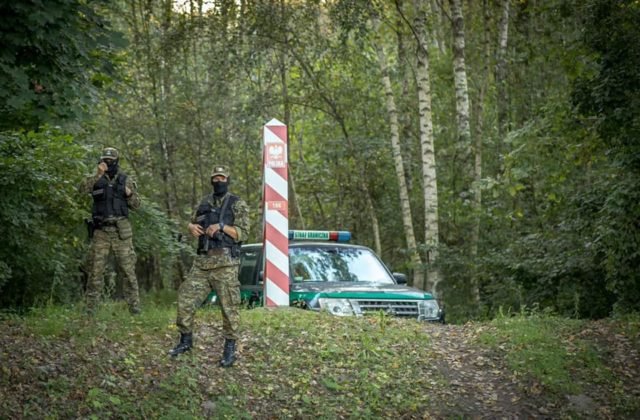 V Poľsku sa na hranici s Bieloruskom našli telá troch migrantov