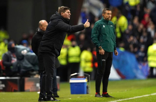 Steven Gerrard úspešne vedie Glasgow Rangers