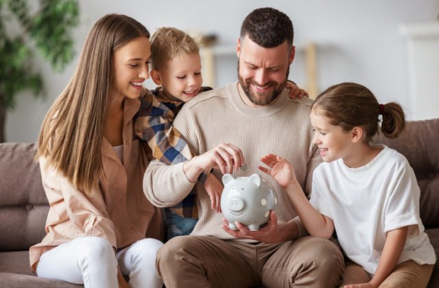 Koronavírus negatívne ovplyvnil financie viac ako polovice Slovákov