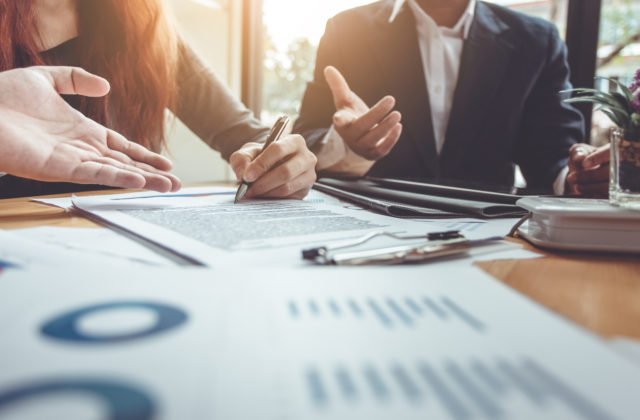 Investorov zrejme čaká ďalšie zjemnenie povinností