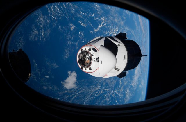 Astronauti na ISS čelili ohrozeniu vesmírnym odpadom