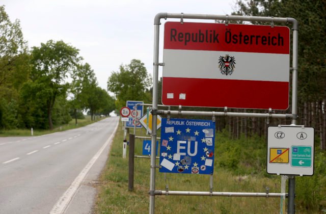 Rakúsko zrušilo opatrenia pre pendlerov
