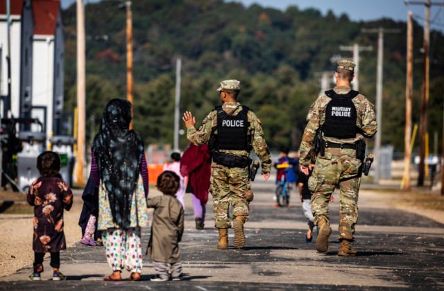 Slovensko poskytlo humanitárnu pomoc pre deti afganských utečencov v Iráne