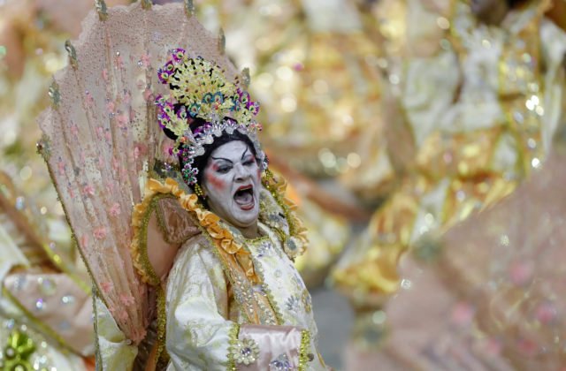 Karneval v Rio de Janeiro sa nebude konať v štandardnom termíne