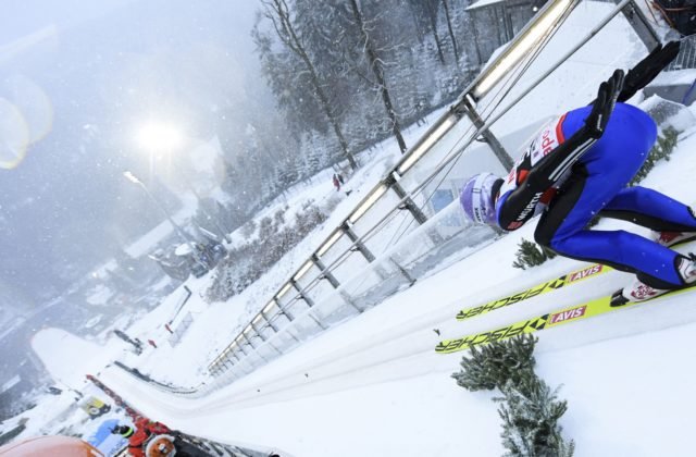 Turné štyroch mostíkov sa pre silný vietor v Innsbrucku neuskutoční