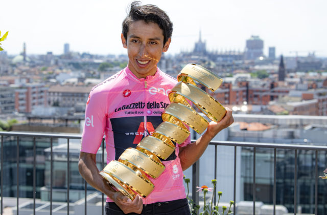 Niekdajší víťaz Tour de France Egan Bernal podstúpil dve operácie