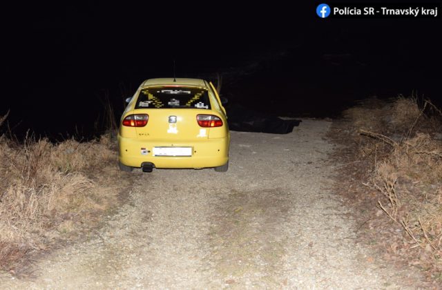 Vodiča Seatu Leon prešlo a usmrtilo vlastné auto
