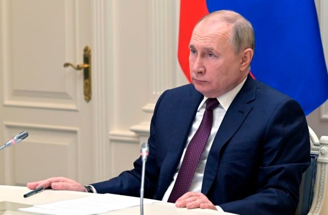 Veľká Británia uvalila ďalšie sankcie na ľudí blízkych Putinovi