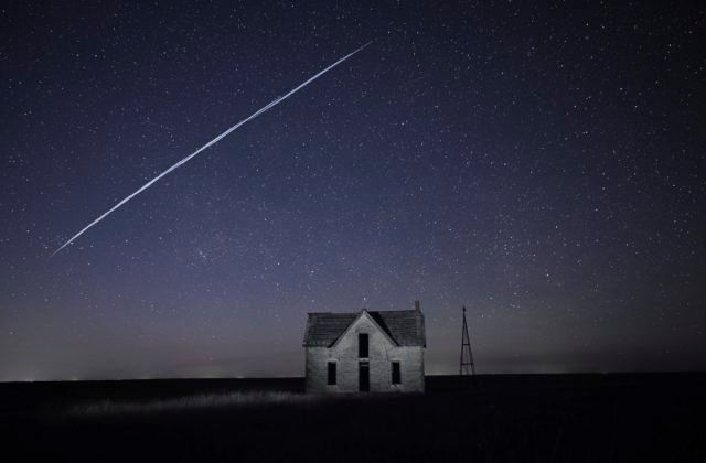 SpaceX prišla pre geomagnetickú búrku o desiatky satelitov
