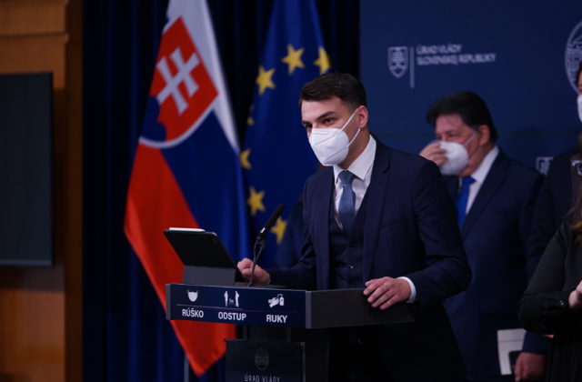 Z vojnou zasiahnutej Ukrajiny utekajú pred Rusmi aj Rómovia
