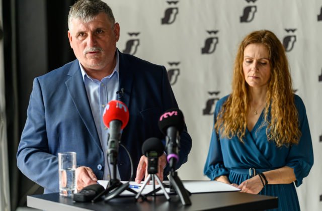 Kandidatúru na primátora Nitry ohlásil mestský poslanec Štefek. Hattasa skritizoval