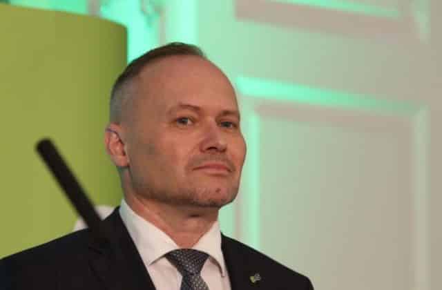 Smer a Hlas robia podľa Foltina divadlo na naťahovanie rozpravy