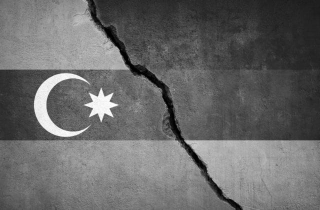 Boje medzi arménskymi a azerbajdžanskými silami opäť pokračovali