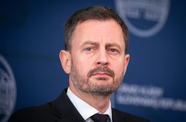 Heger sa referenda nezúčastní