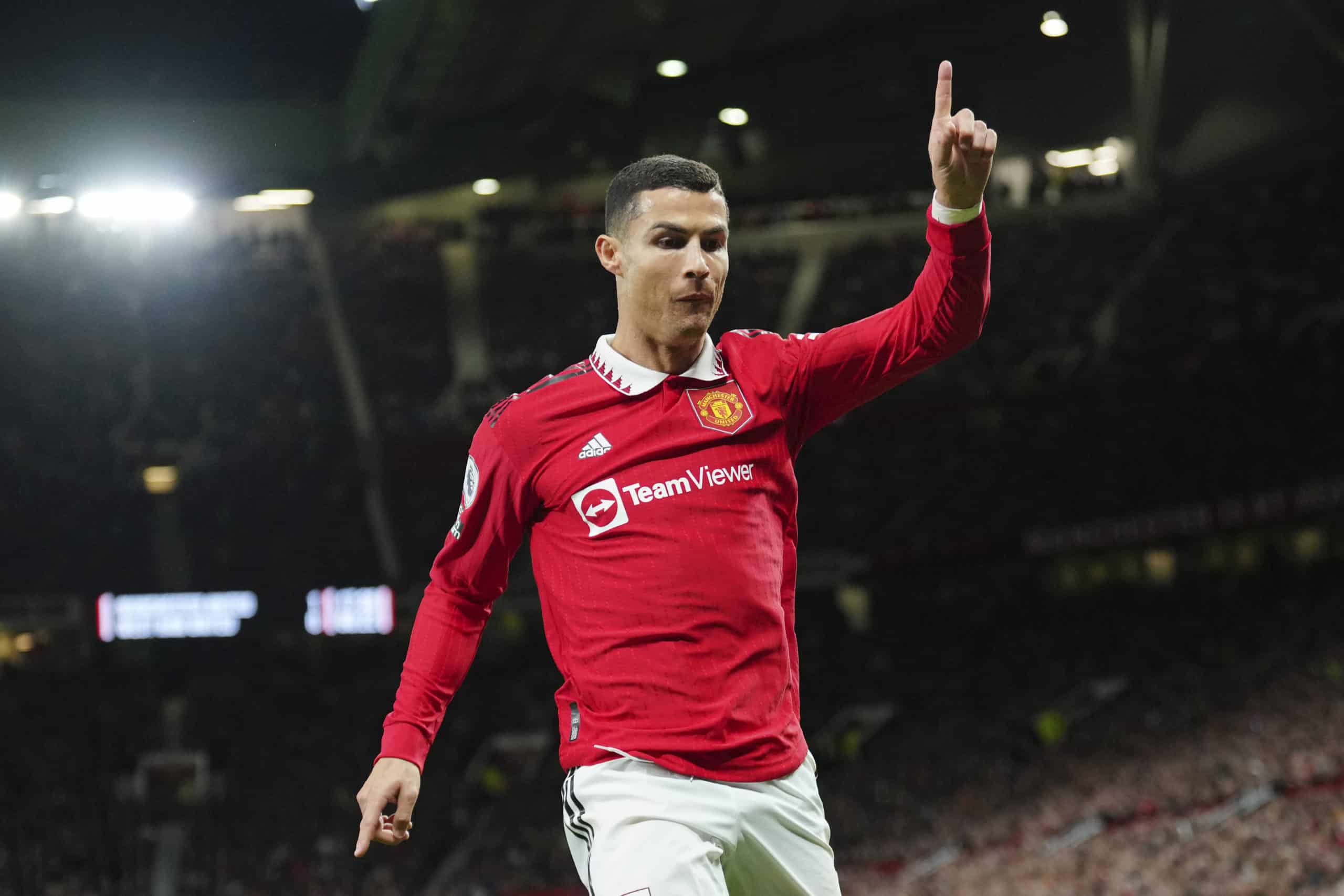 Ronaldo dostal vyhadzov