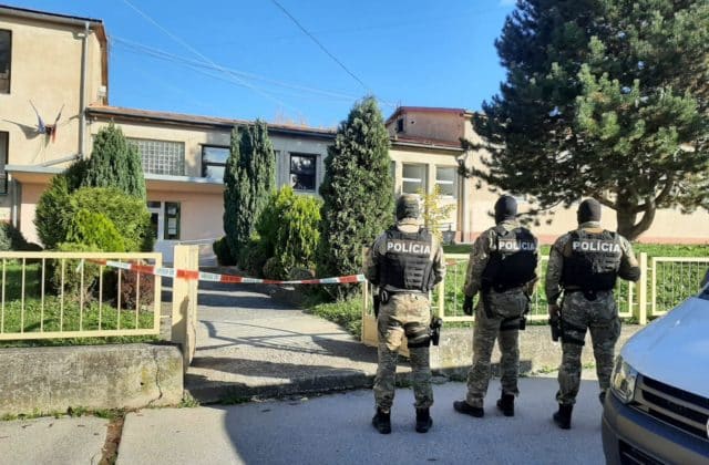 Súd rozhodol o väzbe pre študenta
