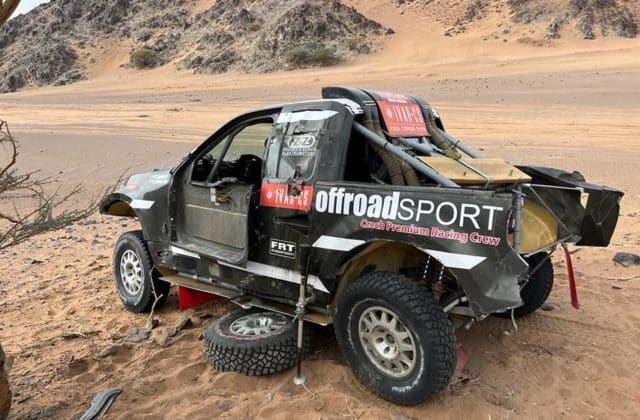 Sýkora a Zapletal mali na Rely Dakar 2023 nehodu