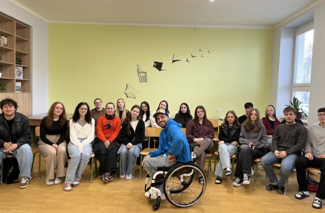 H3KNISA na stredných školách cez influencerov motivuje študentov
