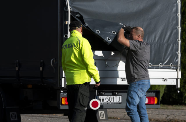 Prevádzačstvo je podľa vyšetrovacích orgánov často prepojené na terorizmus