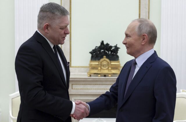SaS kritizuje Ficovu cestu do Moskvy
