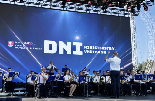 Hasiči a policajti opäť dokázali