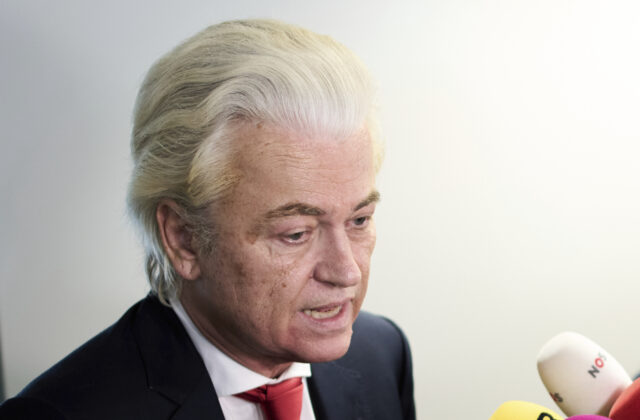 Krajne pravicový holandský politik Wilders zrušil rozhlasovú debatu pre obavy z útoku
