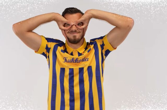 Legionári Niké ligy si trúfli na slovenskú vianočnú klasiku. Tóny kolísali