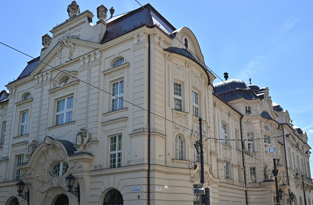 Nová strecha bratislavskej Reduty si odniesla prestížne ocenenia