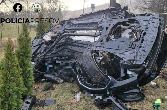Tragická zrážka vlaku s autom pri Prešove si vyžiadala dve ľudské obete