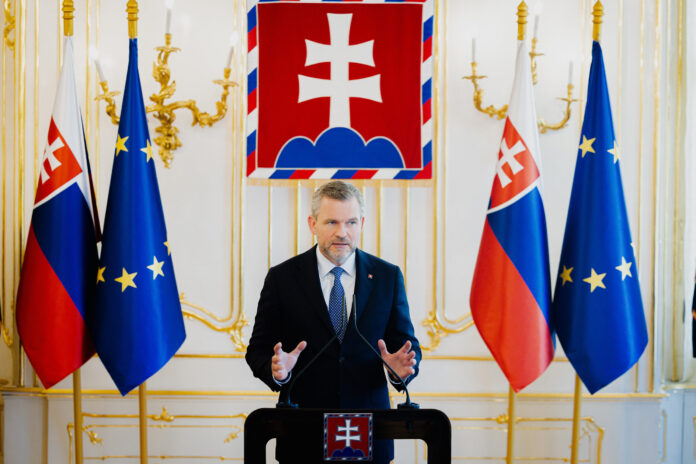 Samit prezidentov krajín Slavkovského formátu bude v máji hostiť Bratislava