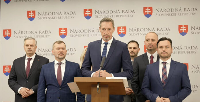 KDH kritizuje Ficovu vládu