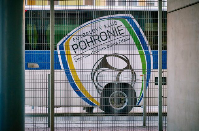 Najväčší čin na ihrisku klubu FK Pohronie. Rýchla reakcia kolegov zachránila trénerovi život