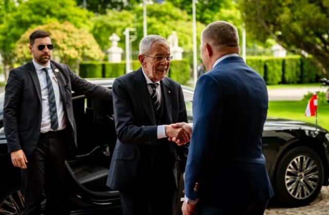 Fico rokoval s rakúskym prezidentom Alexandrom Van der Bellenom